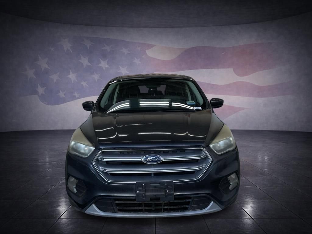Used 2017 Ford Escape SE image 8