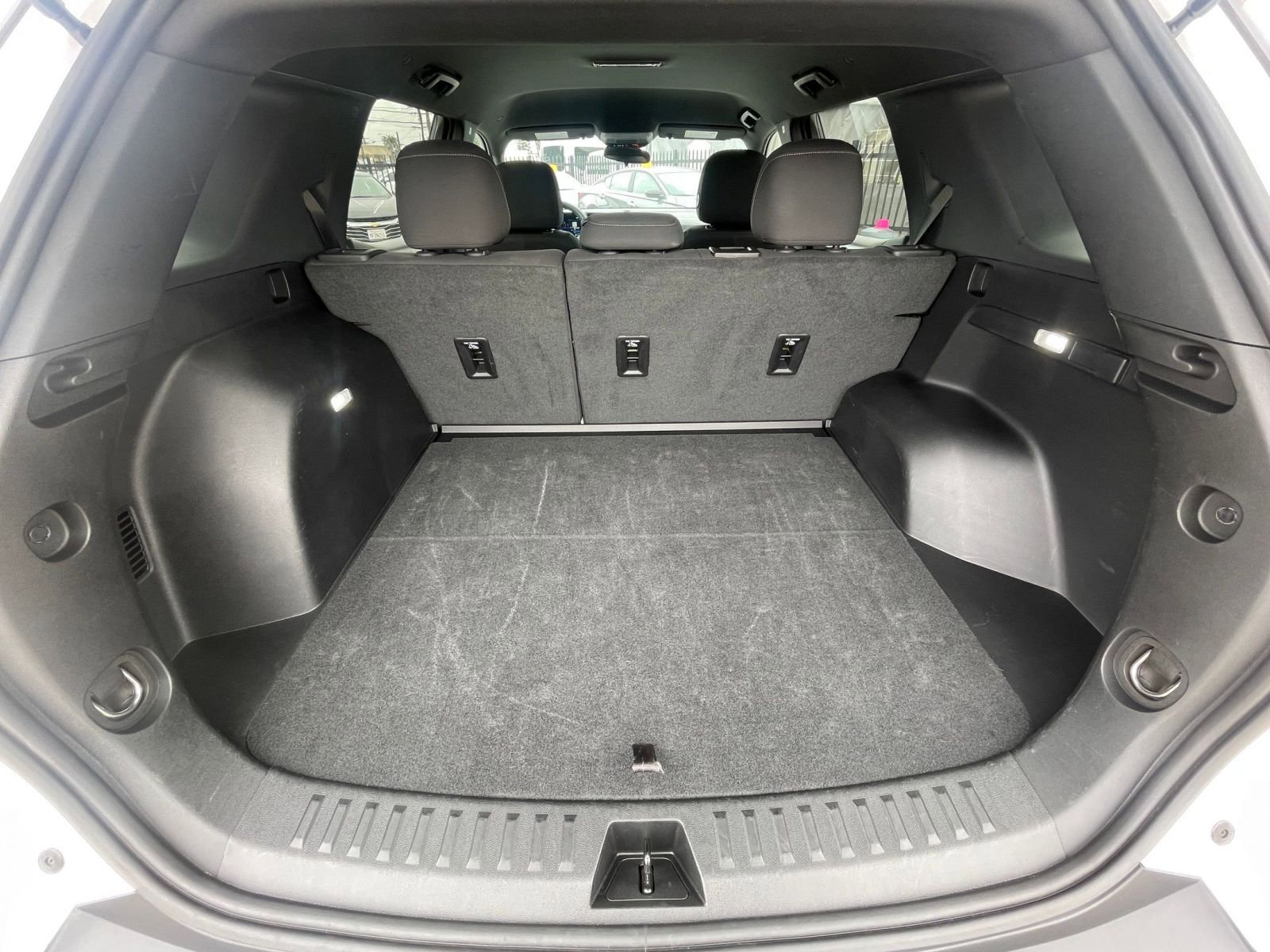 Used 2025 Chevrolet Equinox LT image 31