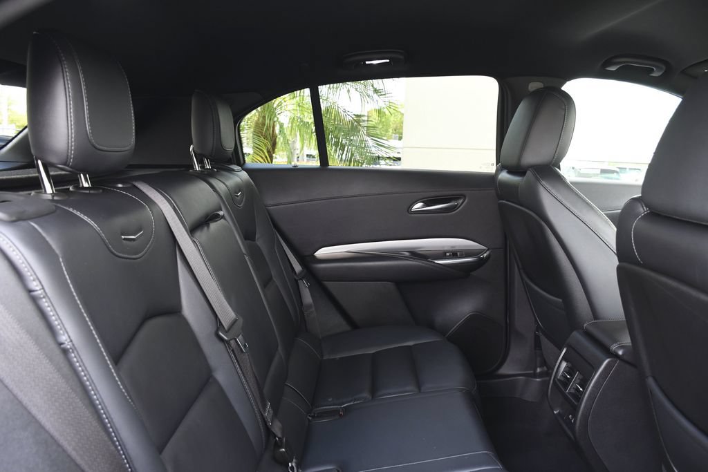 Used 2023 Cadillac XT4 Premium Luxury FWD image 26