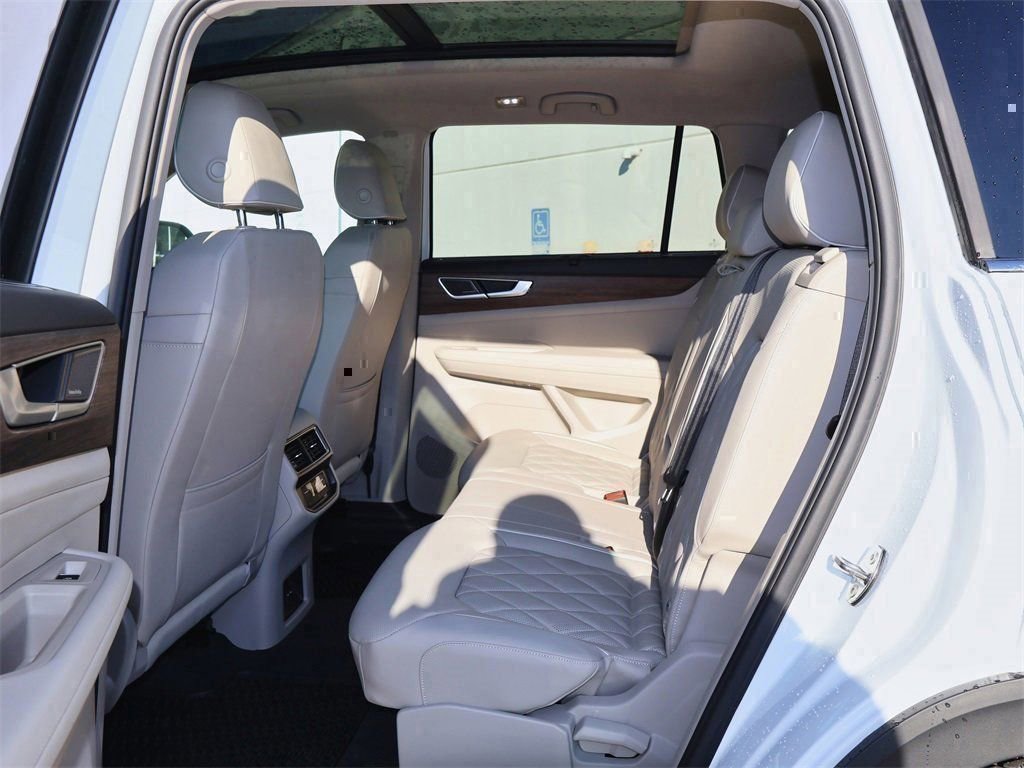 New 2026 Volkswagen Atlas SEL Premium R-Line image 16