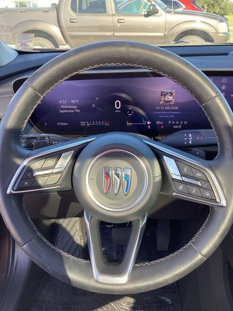 Used 2024 Buick Envision Avenir AWD/4WD image 12