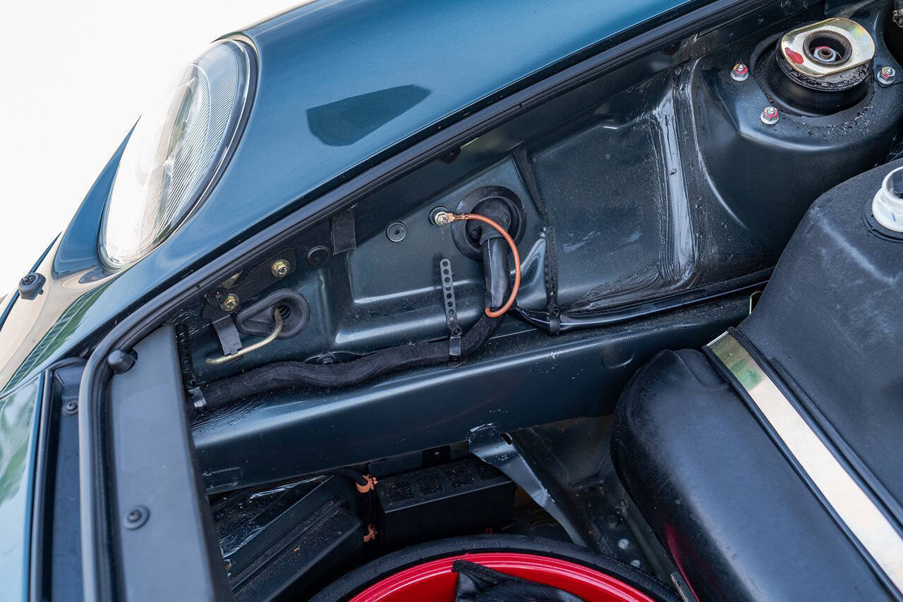 Used 1995 Porsche 911 Cabriolet image 84