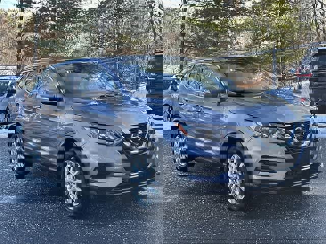 Used 2022 Nissan Rogue Sport S image 17