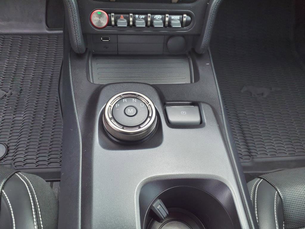 Used 2022 Ford Mustang Shelby GT500 w/ Technology Package image 19