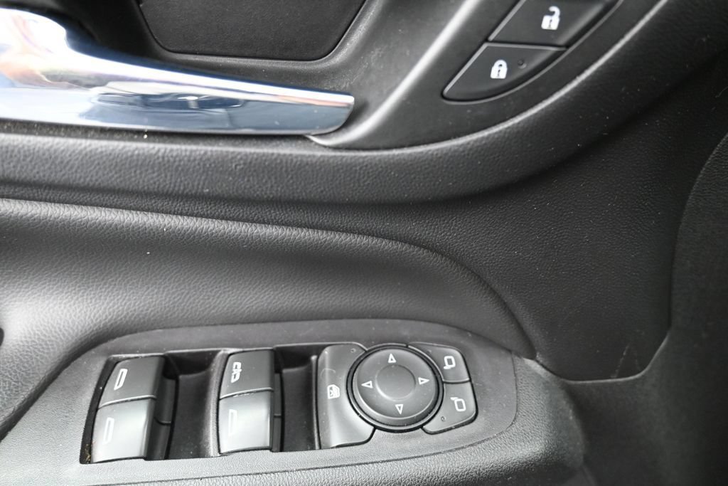 Used 2019 Chevrolet Equinox LT FWD image 24