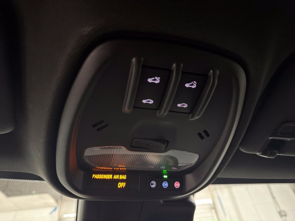 Used 2025 Buick Envista Avenir FWD image 19