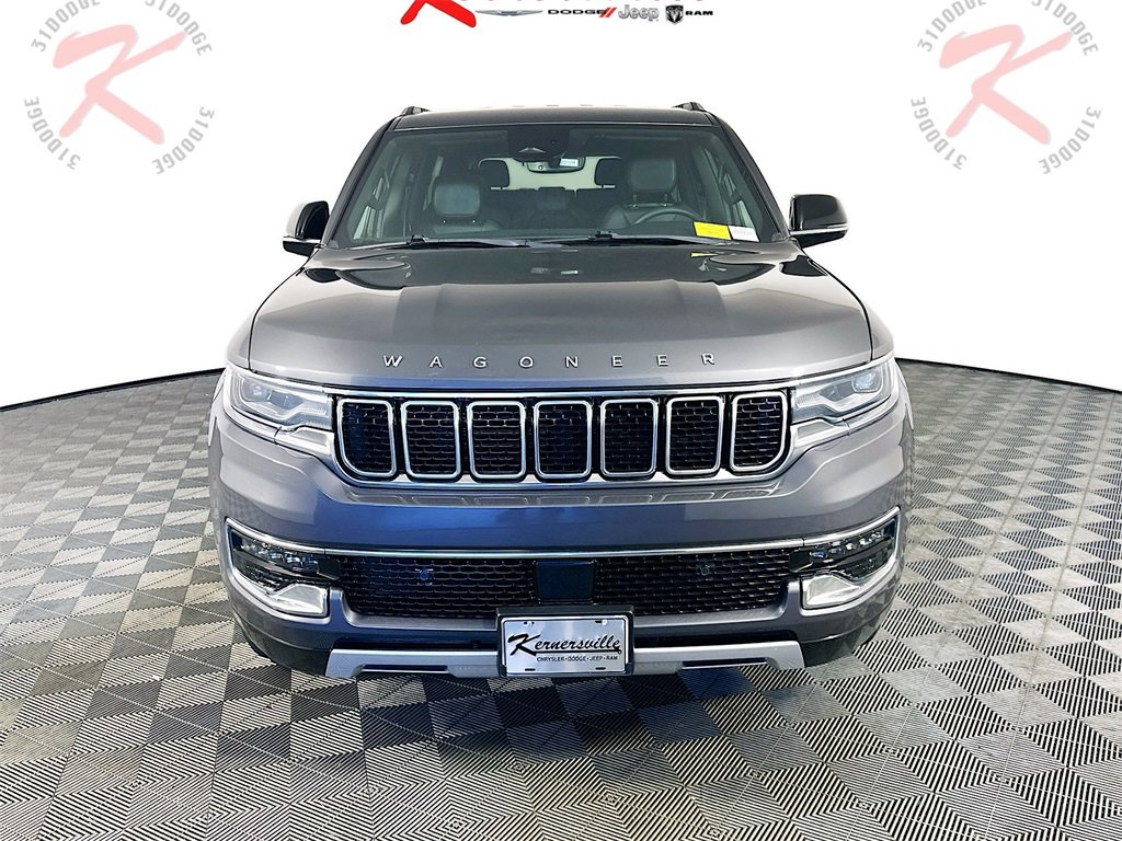 Used 2024 Jeep Wagoneer Series II w/ Flexible Seating Group video 2
