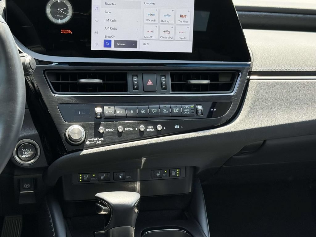 Used 2023 Lexus ES 350 w/ Premium Package FWD image 17