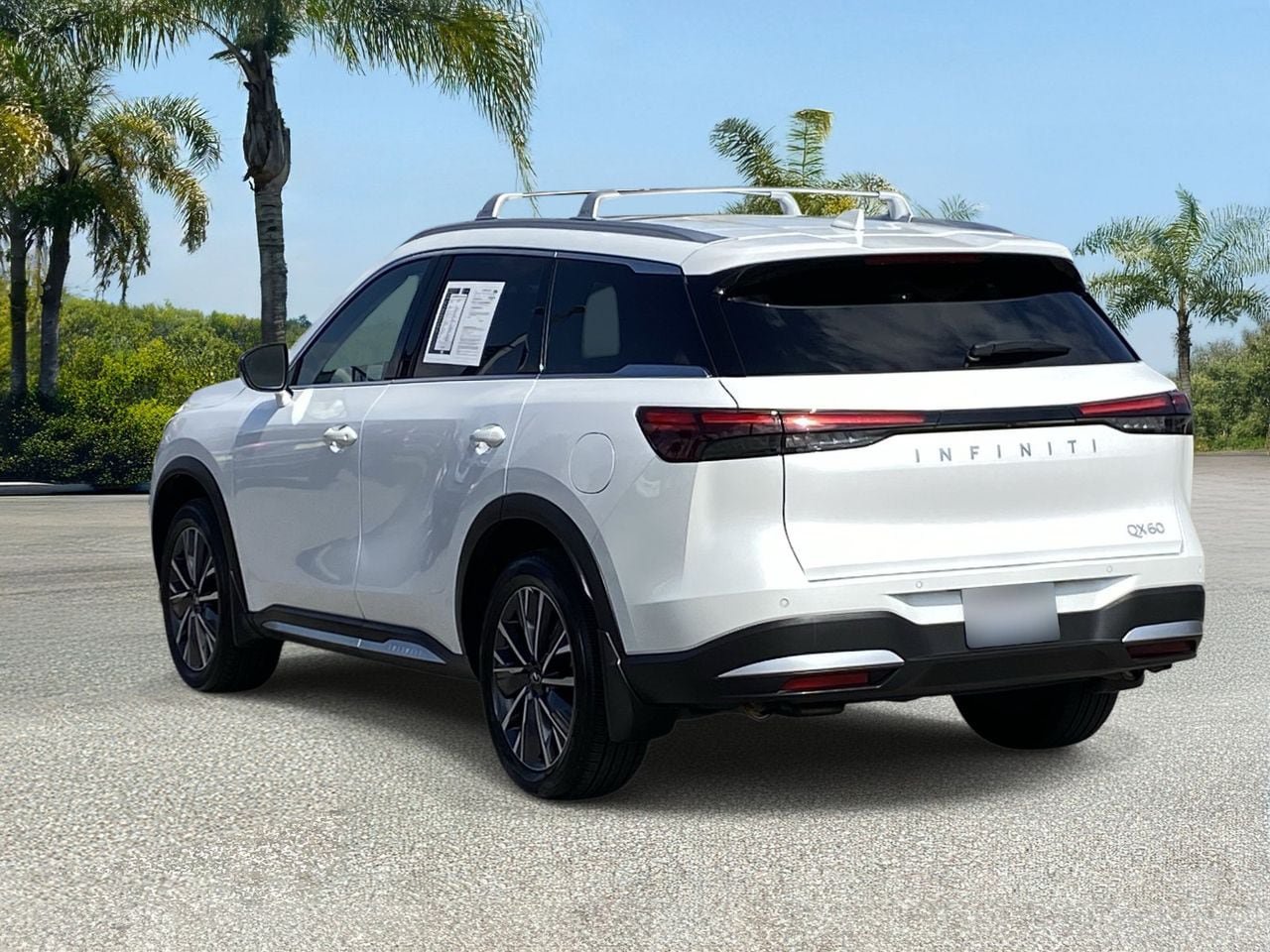Certified 2026 INFINITI QX60 Luxe w/ Cargo Package FWD image 3