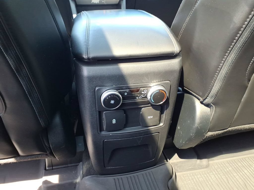 Certified 2024 Ford Explorer XLT w/ Equipment Group 202A AWD/4WD image 14