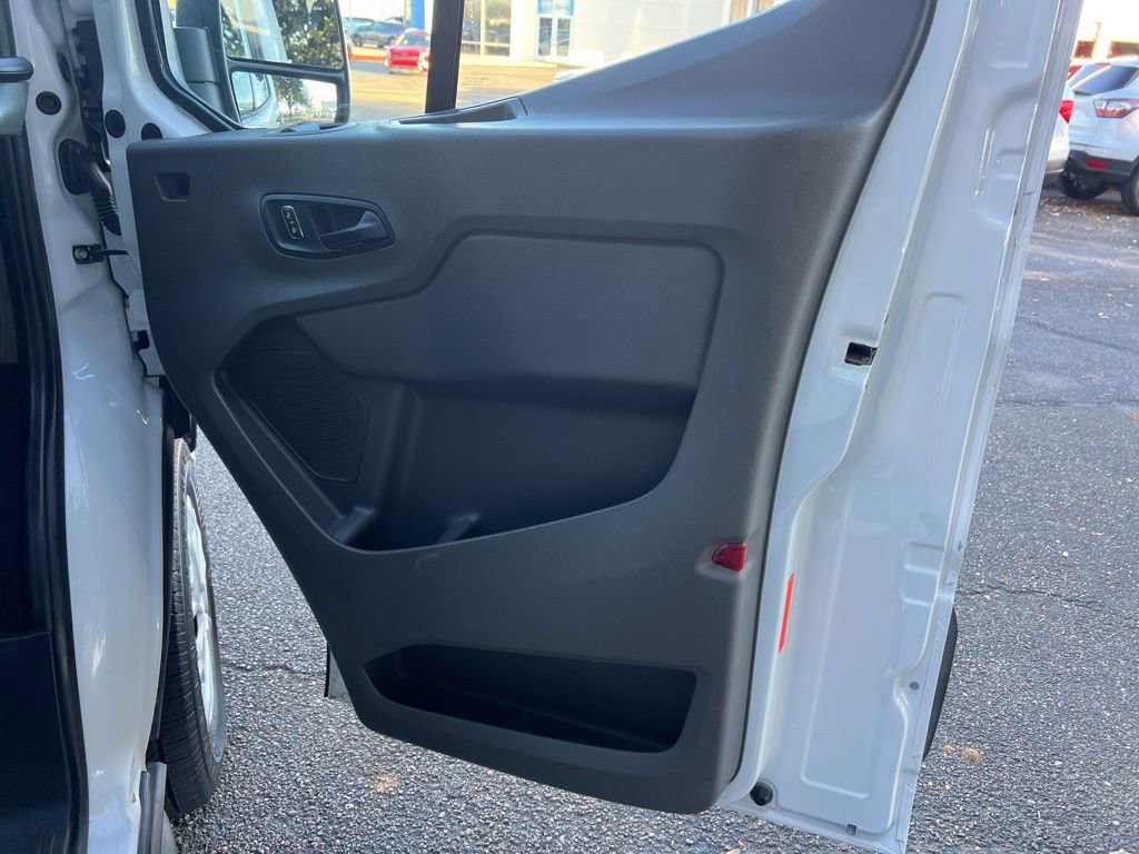 Used 2022 Ford Transit 350 XLT image 11