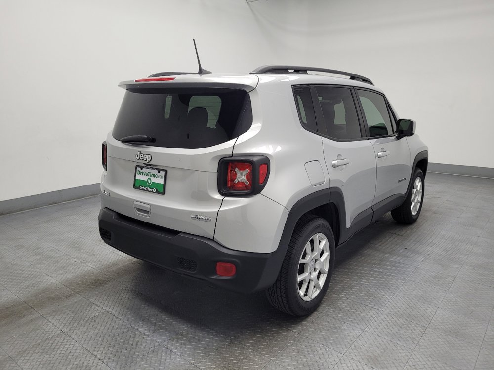 Used 2019 Jeep Renegade Latitude image 9