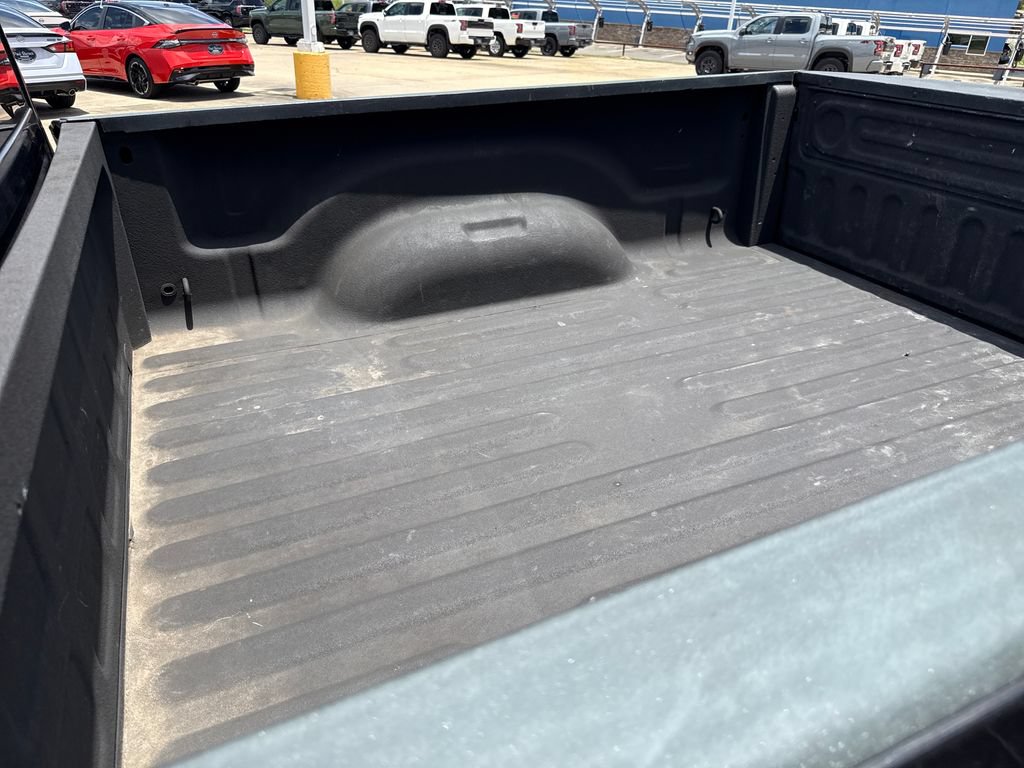 Used 2018 RAM 1500 Express w/ Black Ram 1500 Express Group AWD/4WD image 26