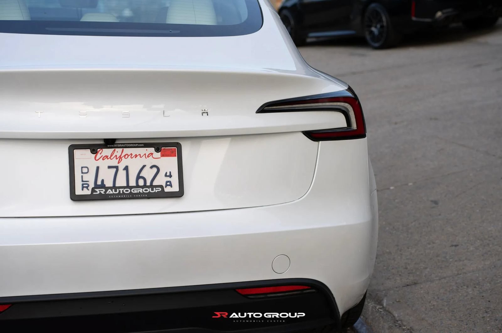 Used 2025 Tesla Model 3 Long Range RWD image 8