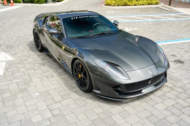 Used 2020 Ferrari 812 Superfast RWD image 43