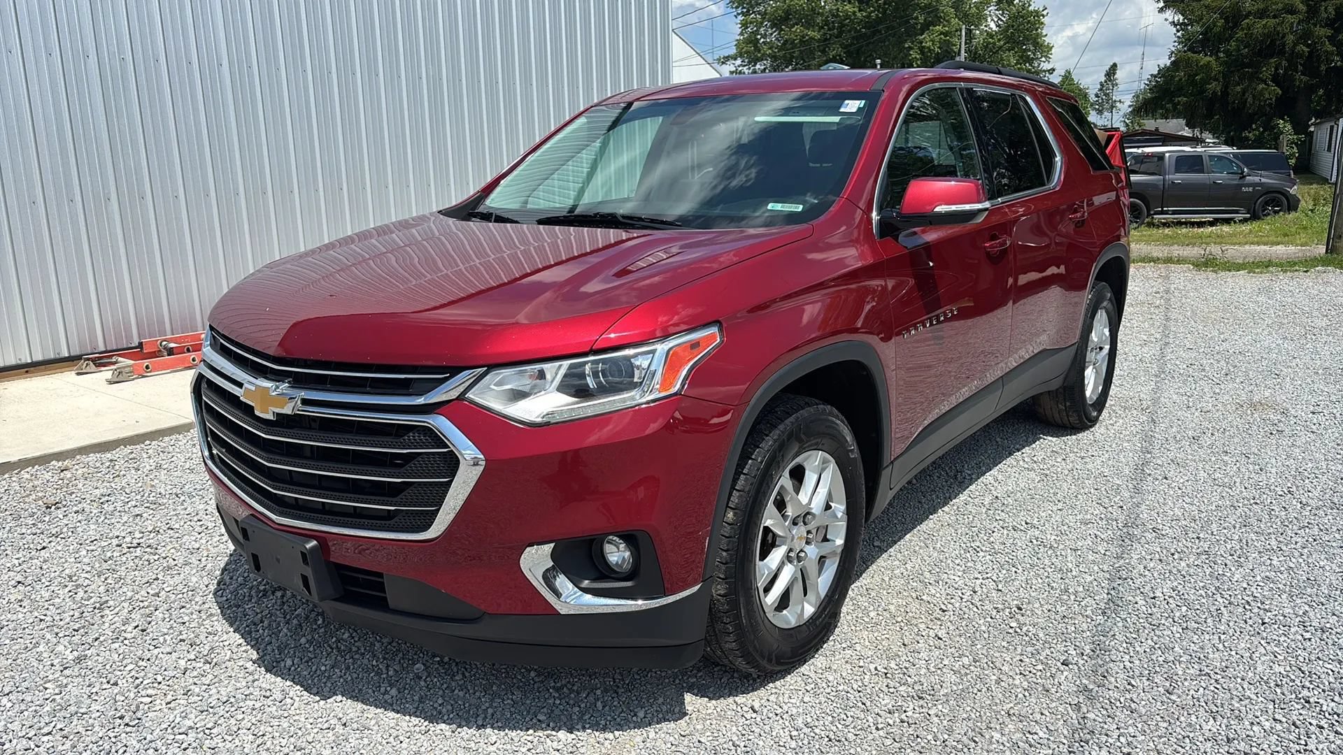 Used 2019 Chevrolet Traverse LT FWD image 11