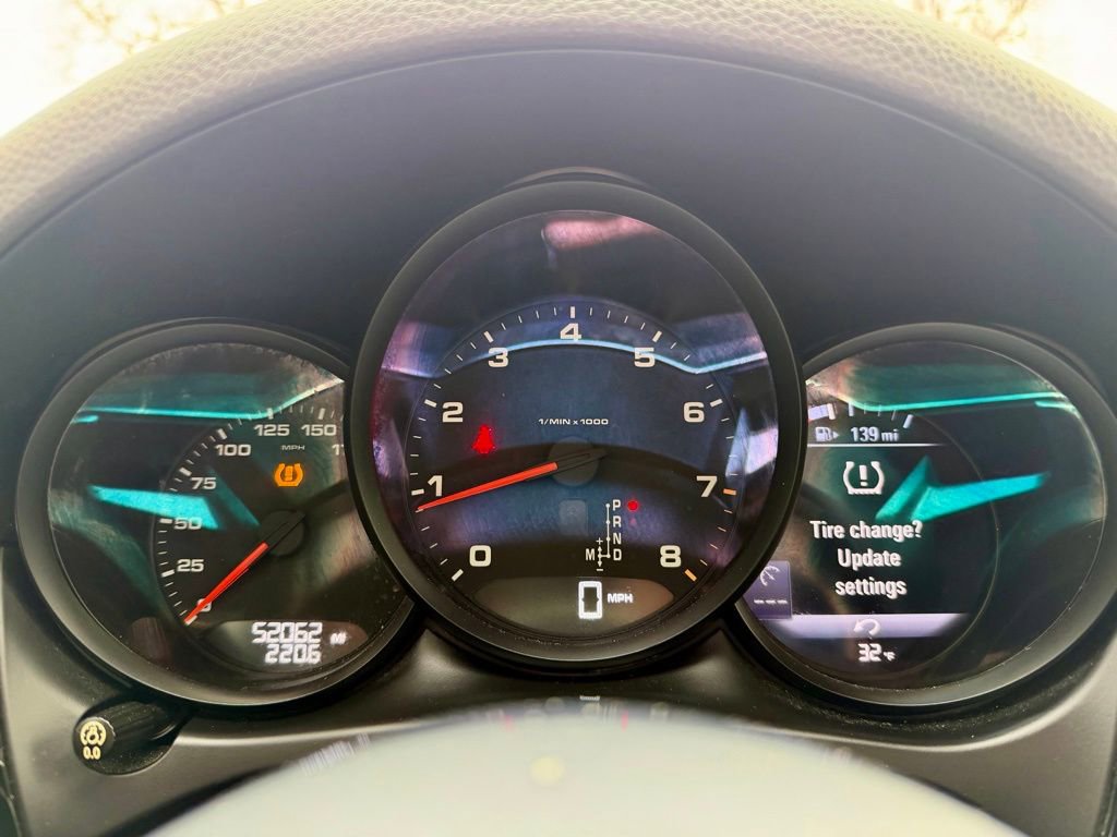 Used 2018 Porsche Macan image 29