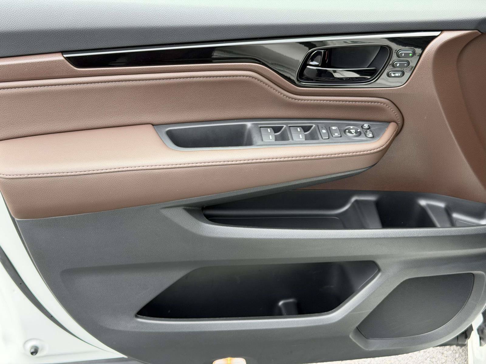 Certified 2026 Honda Odyssey Elite image 6