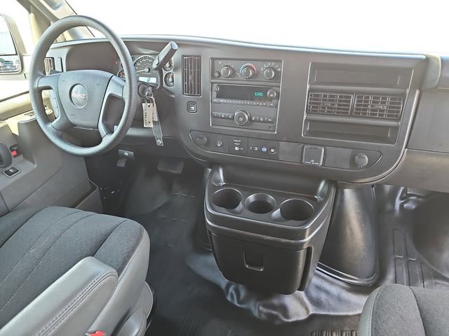 Used 2024 GMC Savana 2500 w/ Driver Convenience Package image 9
