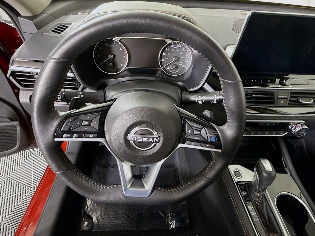 Used 2024 Nissan Altima 2.0 SR FWD image 23