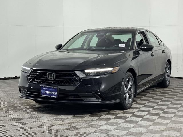 Used 2023 Honda Accord EX image 7