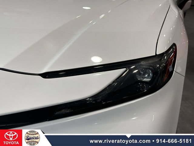 Used 2025 Toyota Camry SE w/ Convenience Package FWD image 10