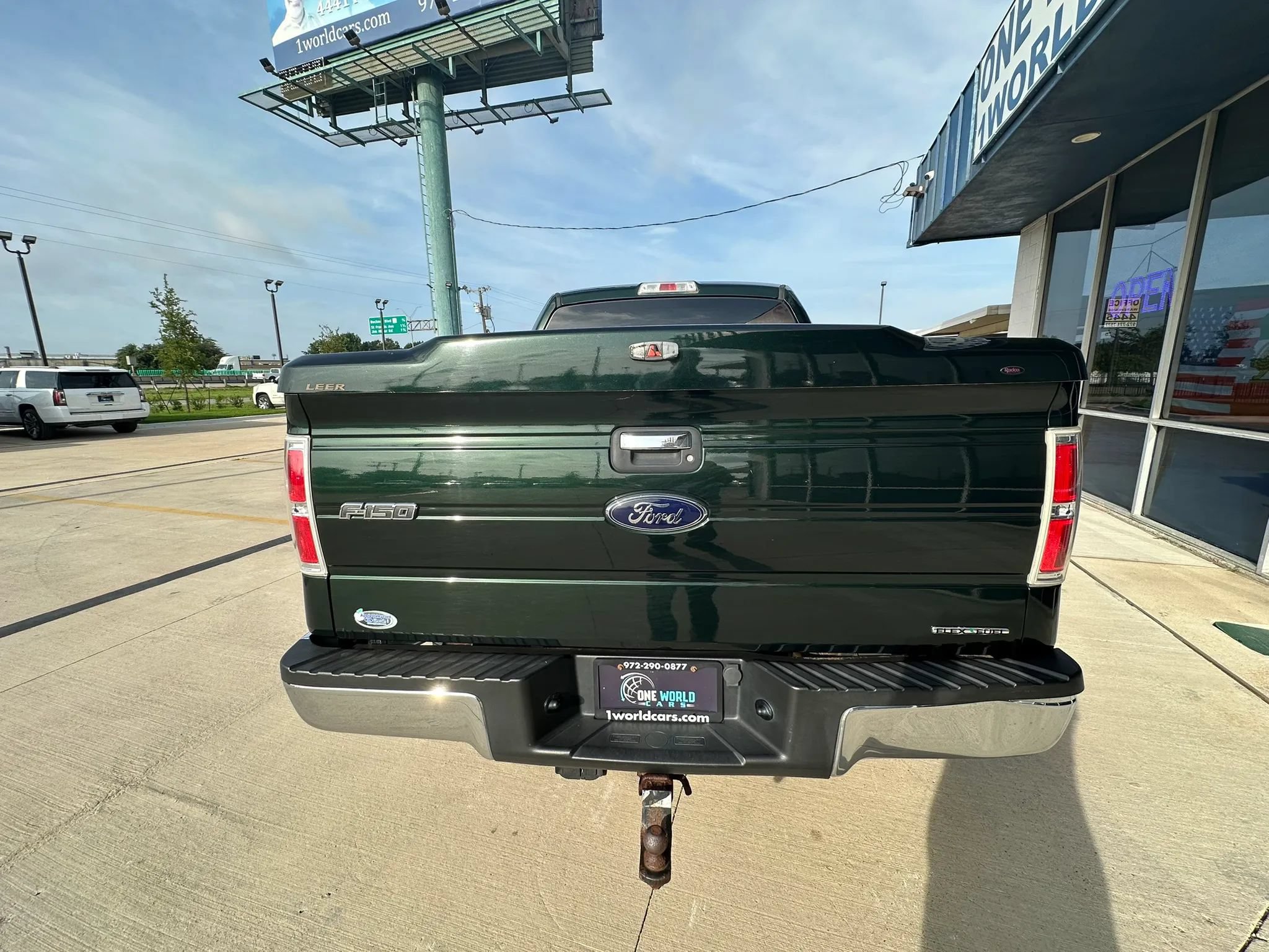 Used 2012 Ford F150 XLT w/ XLT Chrome Pkg AWD/4WD image 4