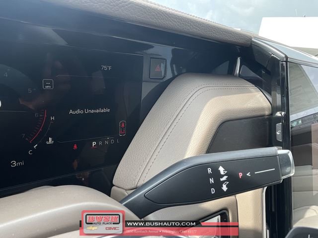 New 2025 GMC Yukon Denali w/ Sun & Power Step Package image 16