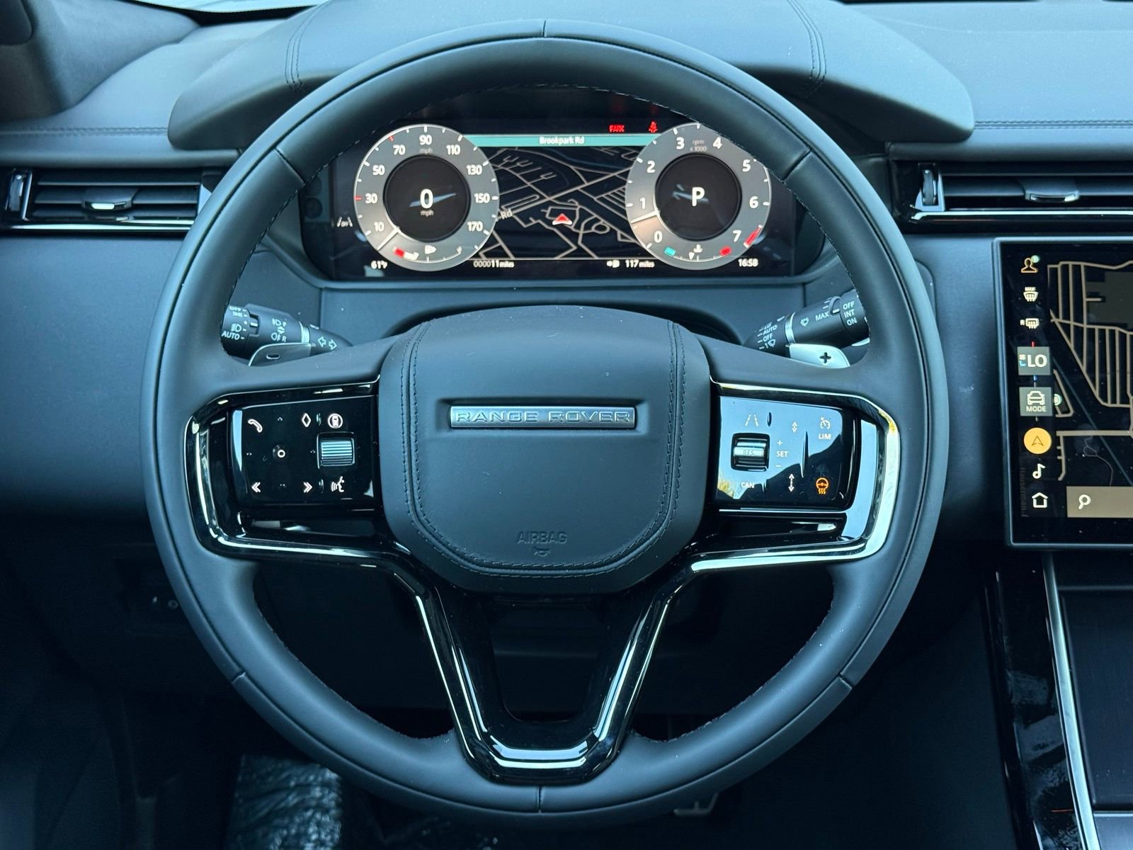New 2026 Land Rover Range Rover Velar Dynamic SE image 25