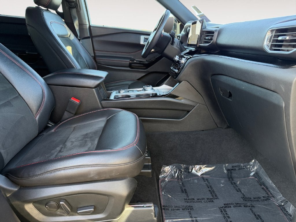 Used 2022 Ford Explorer ST-Line AWD/4WD image 24