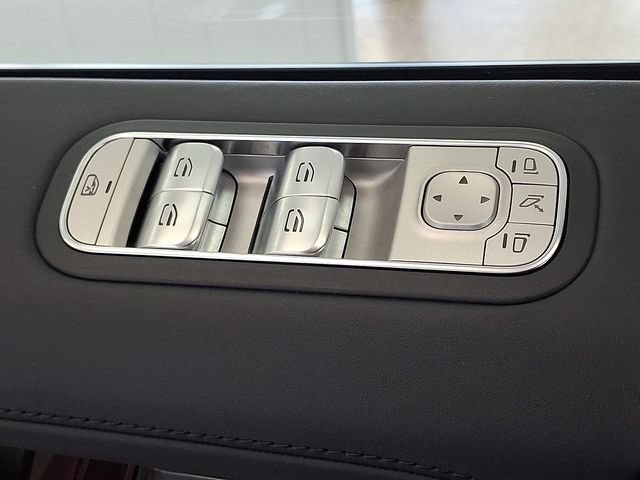 Used 2023 Mercedes-Benz G 550 image 19