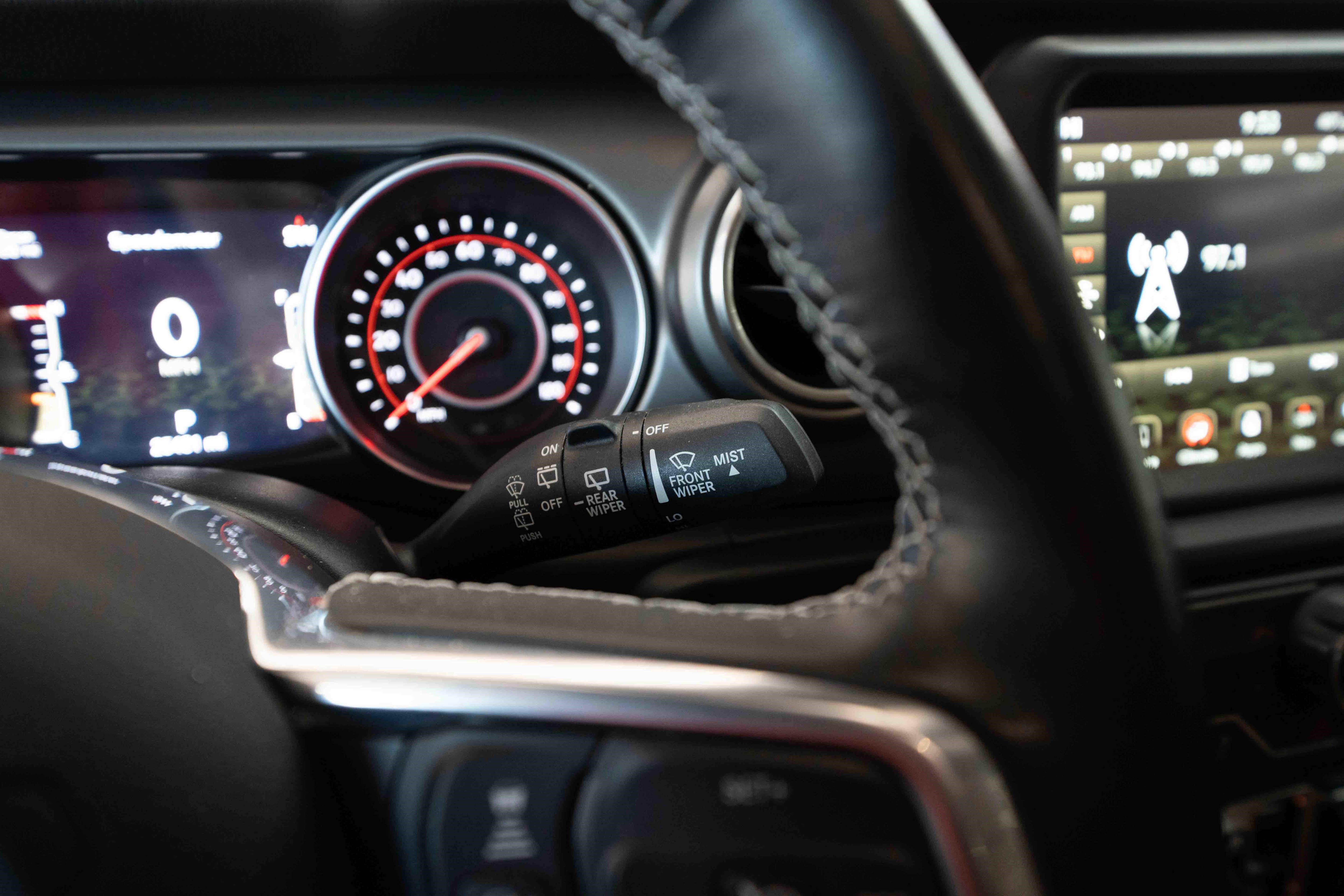 Used 2022 Jeep Wrangler Unlimited Rubicon w/ Xtreme Recon 35" Tire Package image 14