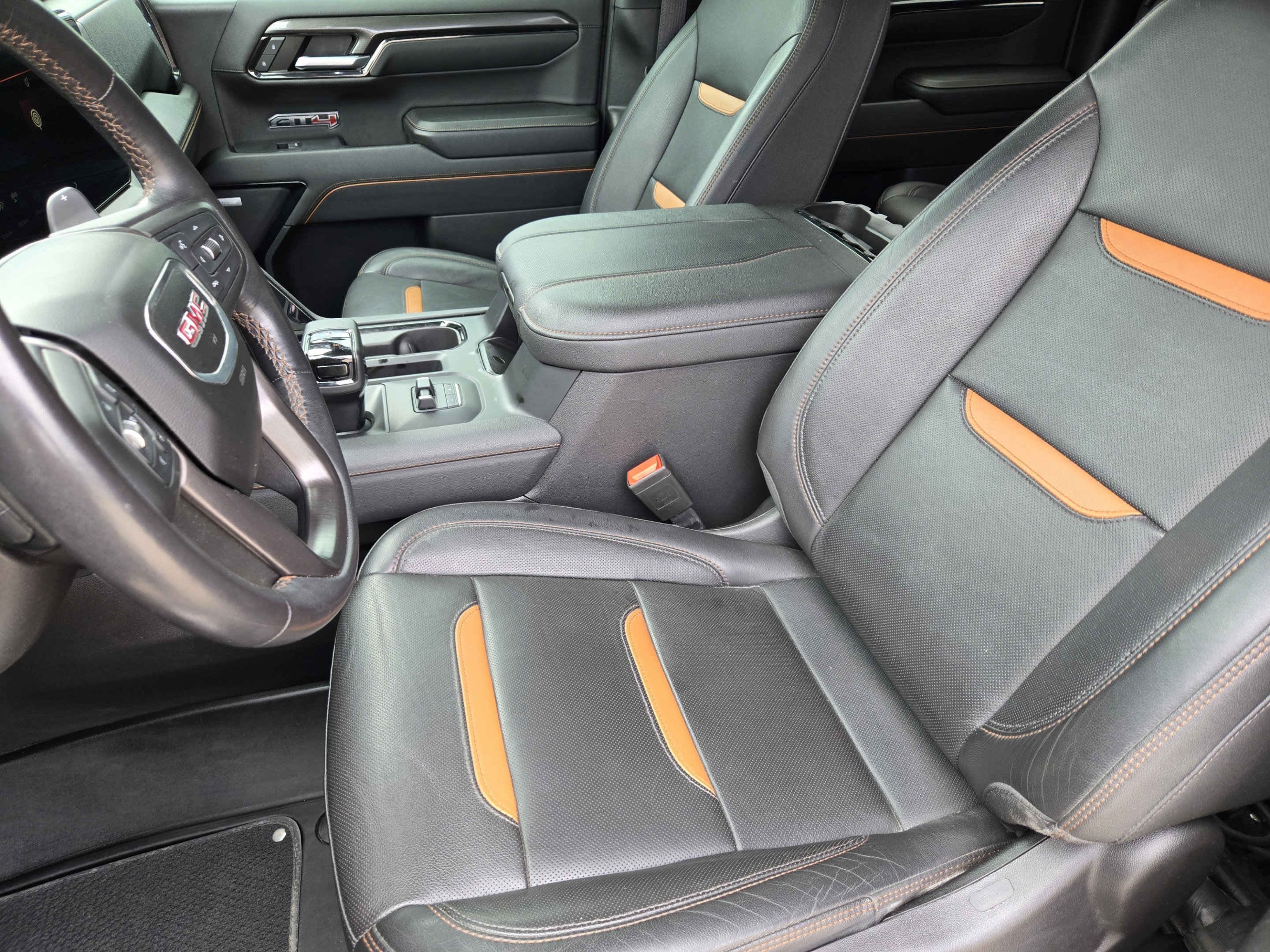 Used 2023 GMC Sierra 1500 AT4 w/ AT4 Premium Package AWD/4WD image 9
