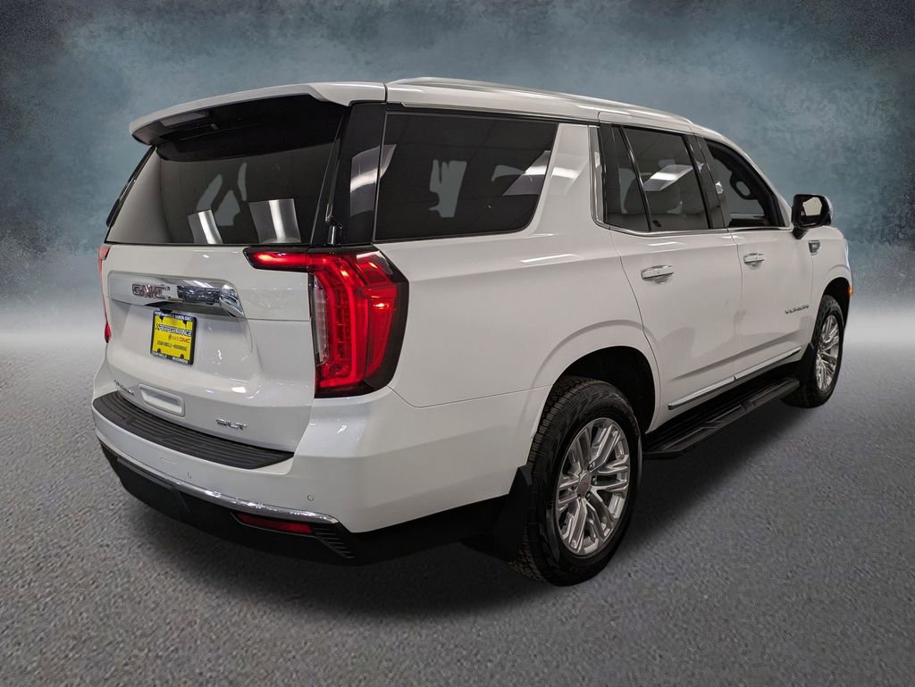 Used 2023 GMC Yukon SLT w/ SLT Premium Package image 4