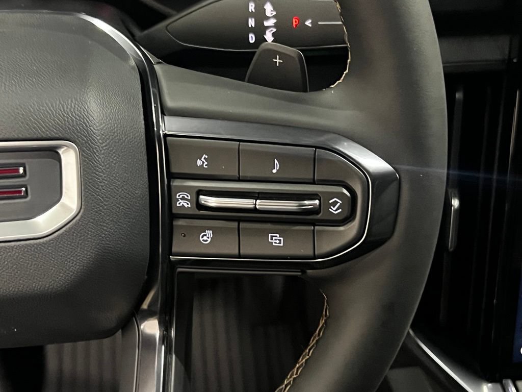 New 2026 GMC Acadia AT4 w/ Luxury Package AWD/4WD image 22