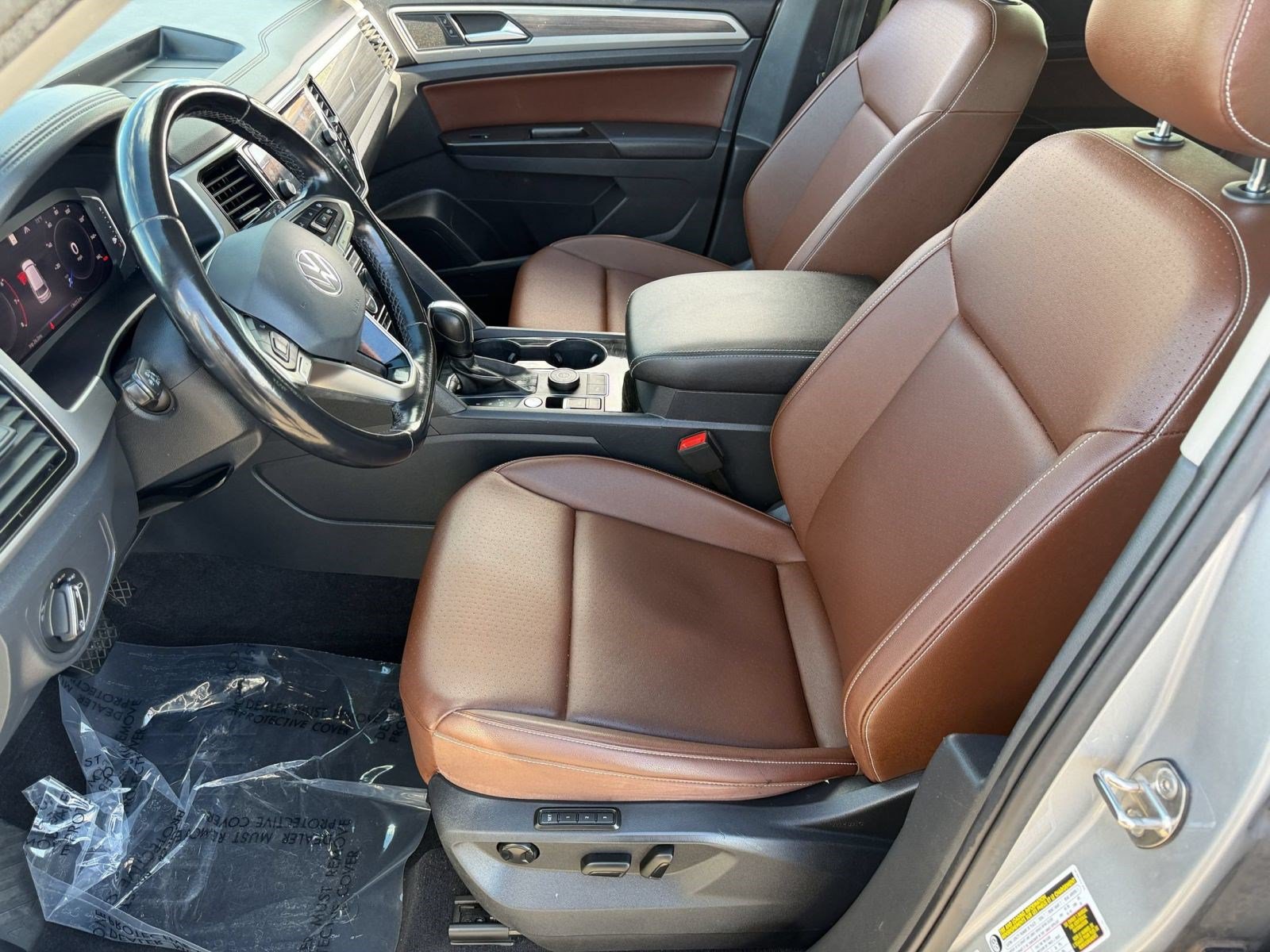 Used 2021 Volkswagen Atlas SEL w/ MDO Package (Bench Seat) AWD/4WD image 5