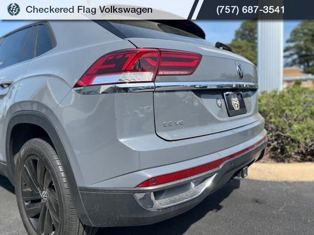 Used 2023 Volkswagen Atlas Cross Sport SE w/ Black Wheel Package image 9