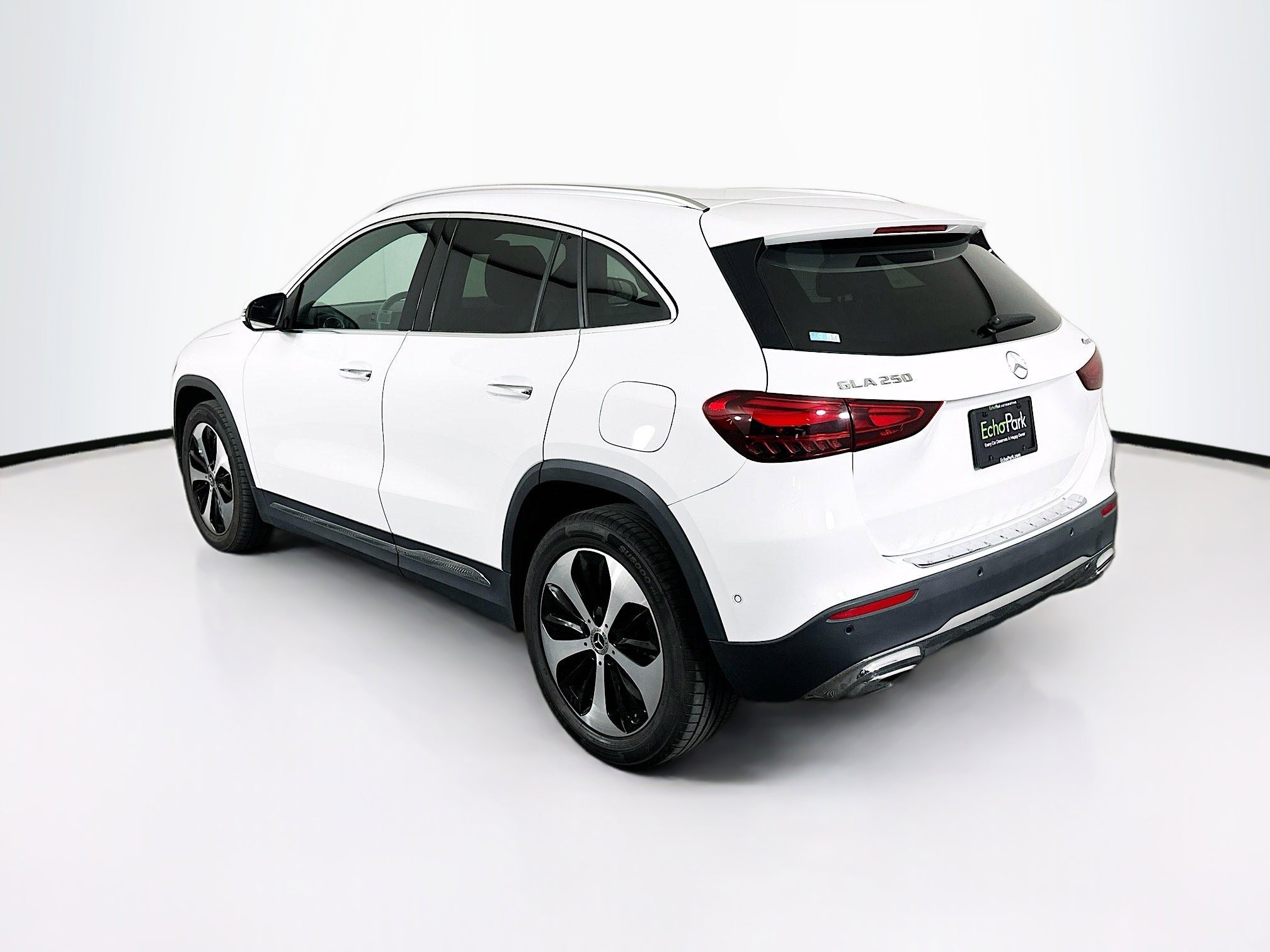 Used 2025 Mercedes-Benz GLA 250 4MATIC image 5