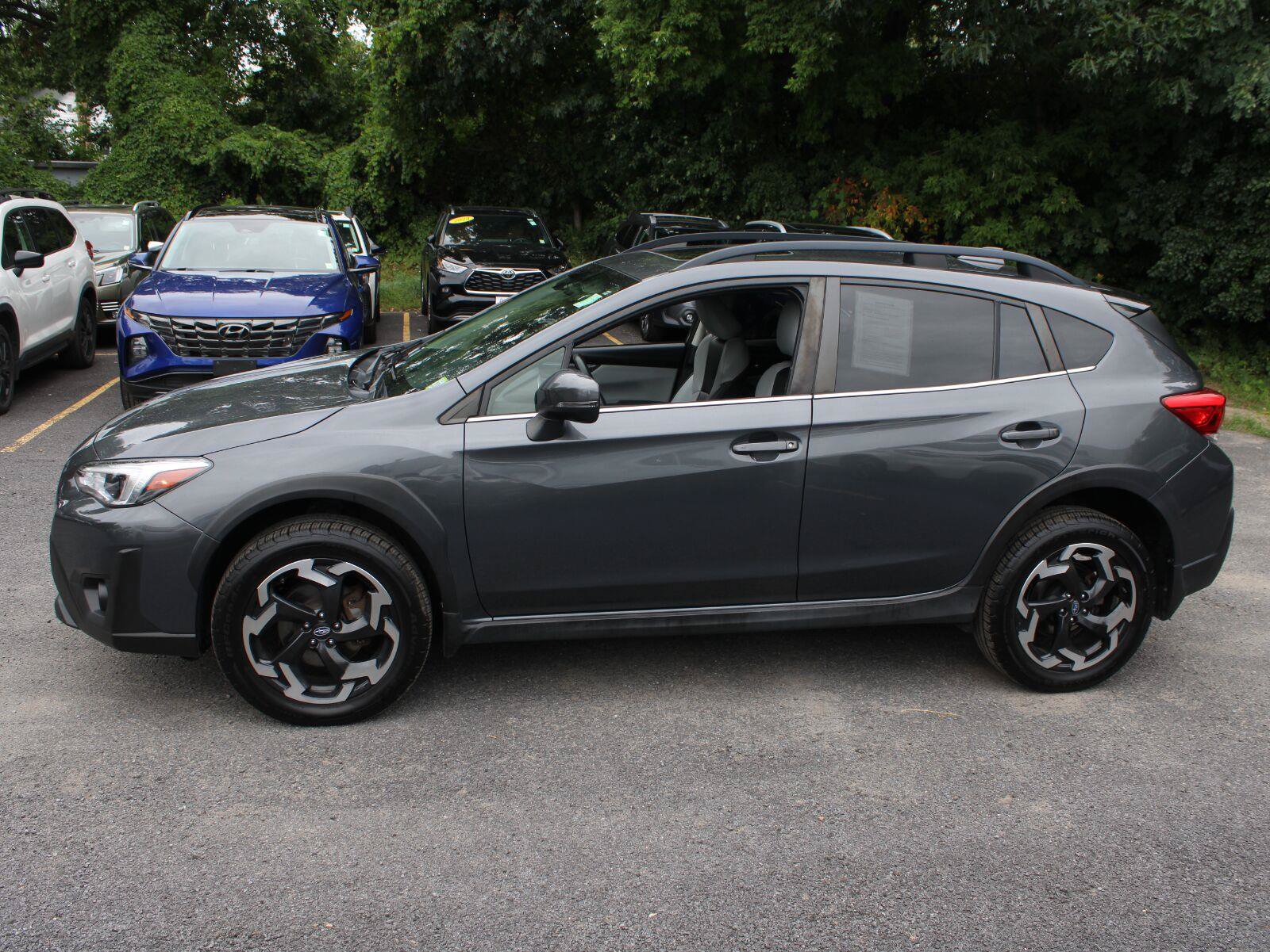 Certified 2022 Subaru Crosstrek 2.5i Limited w/ Moonroof Package 2 AWD/4WD image 5