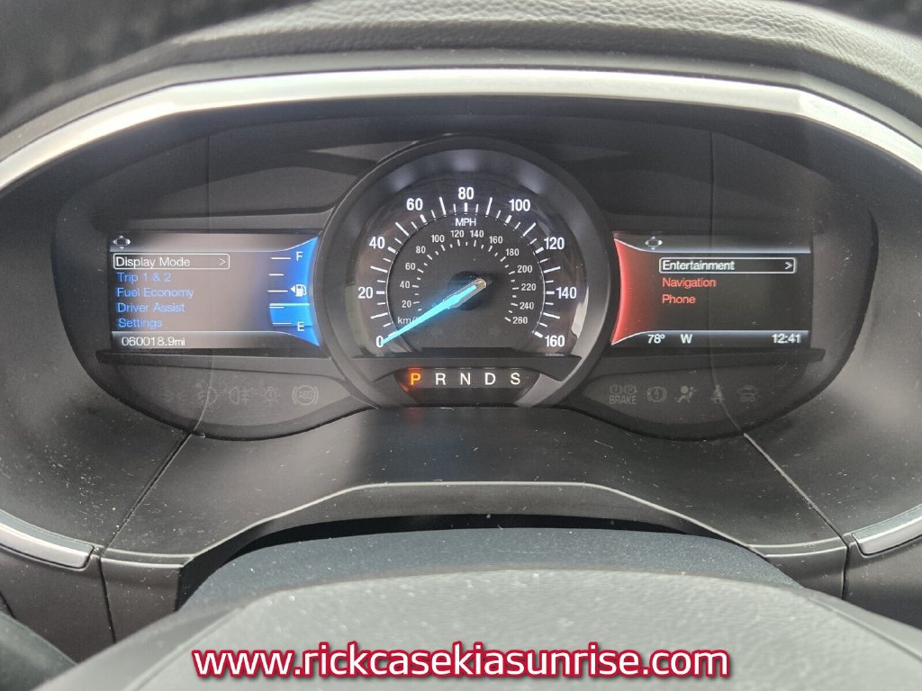Used 2016 Ford Edge Titanium w/ Equipment Group 302A FWD image 26