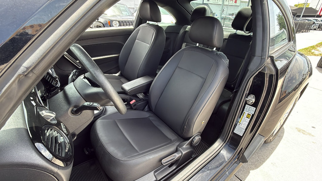 Used 2016 Volkswagen Beetle 1.8T FWD image 22