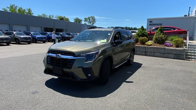 New 2026 Subaru Ascent Limited AWD/4WD image 3