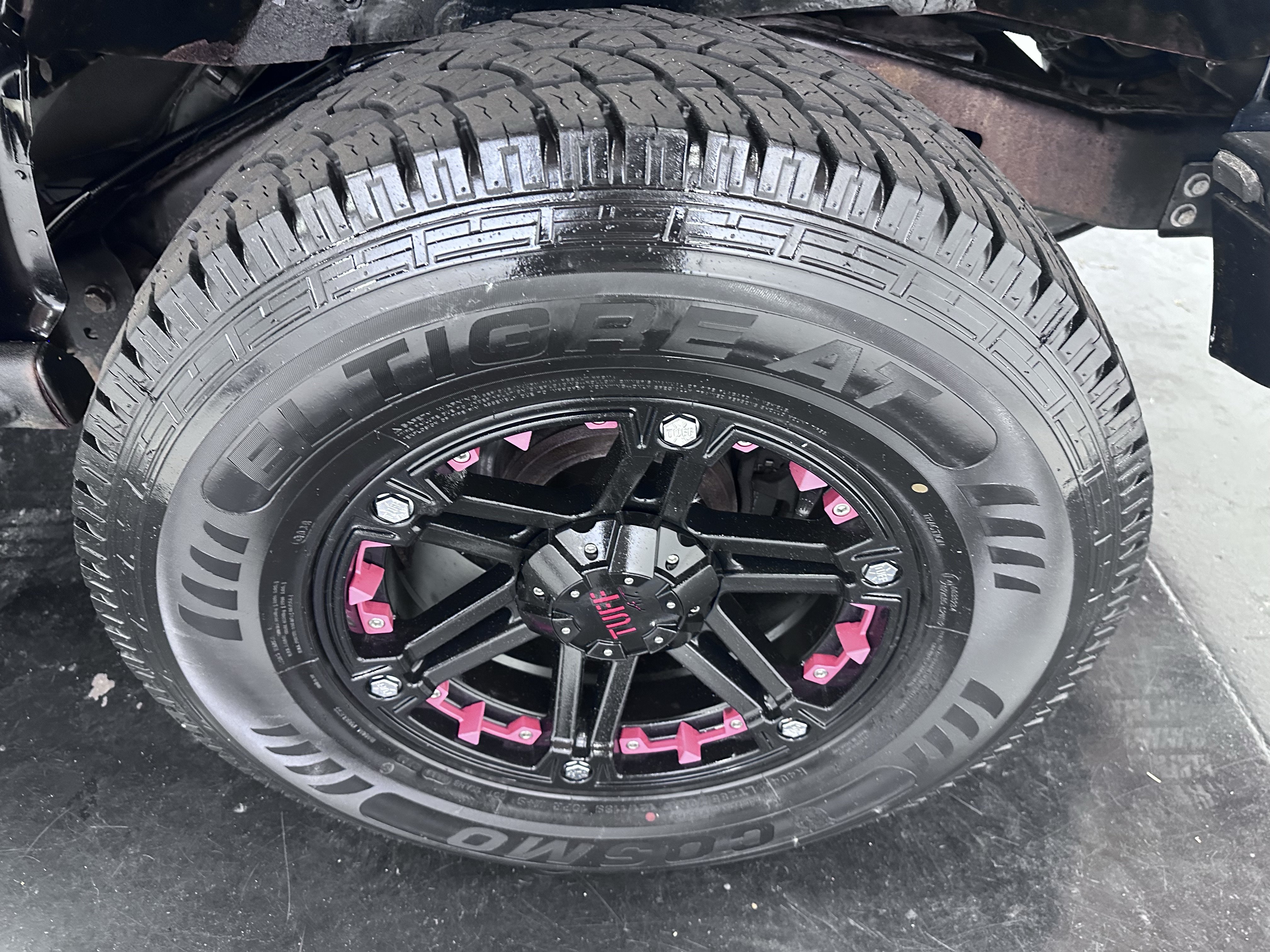 Used 2015 Jeep Wrangler Unlimited Rubicon AWD/4WD image 25