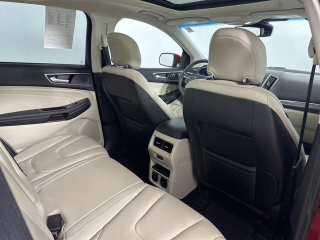 Used 2019 Ford Edge Titanium w/ Equipment Group 301A FWD image 28