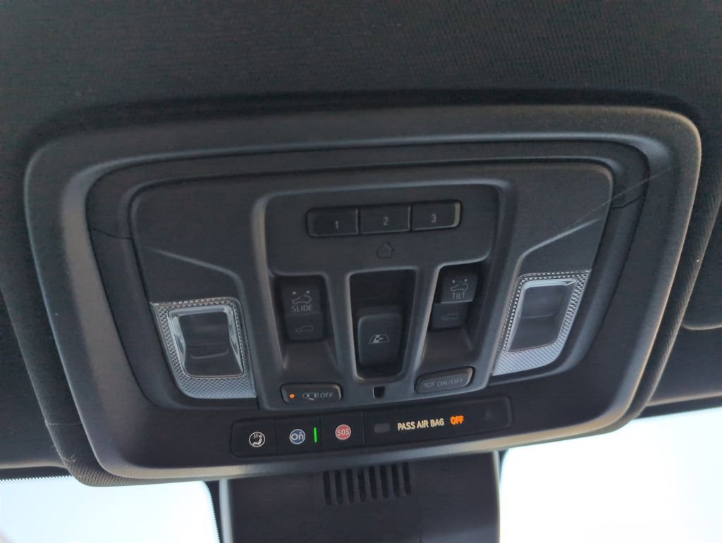 Used 2024 GMC Sierra 2500 AT4 w/ AT4 Premium Plus Package image 31