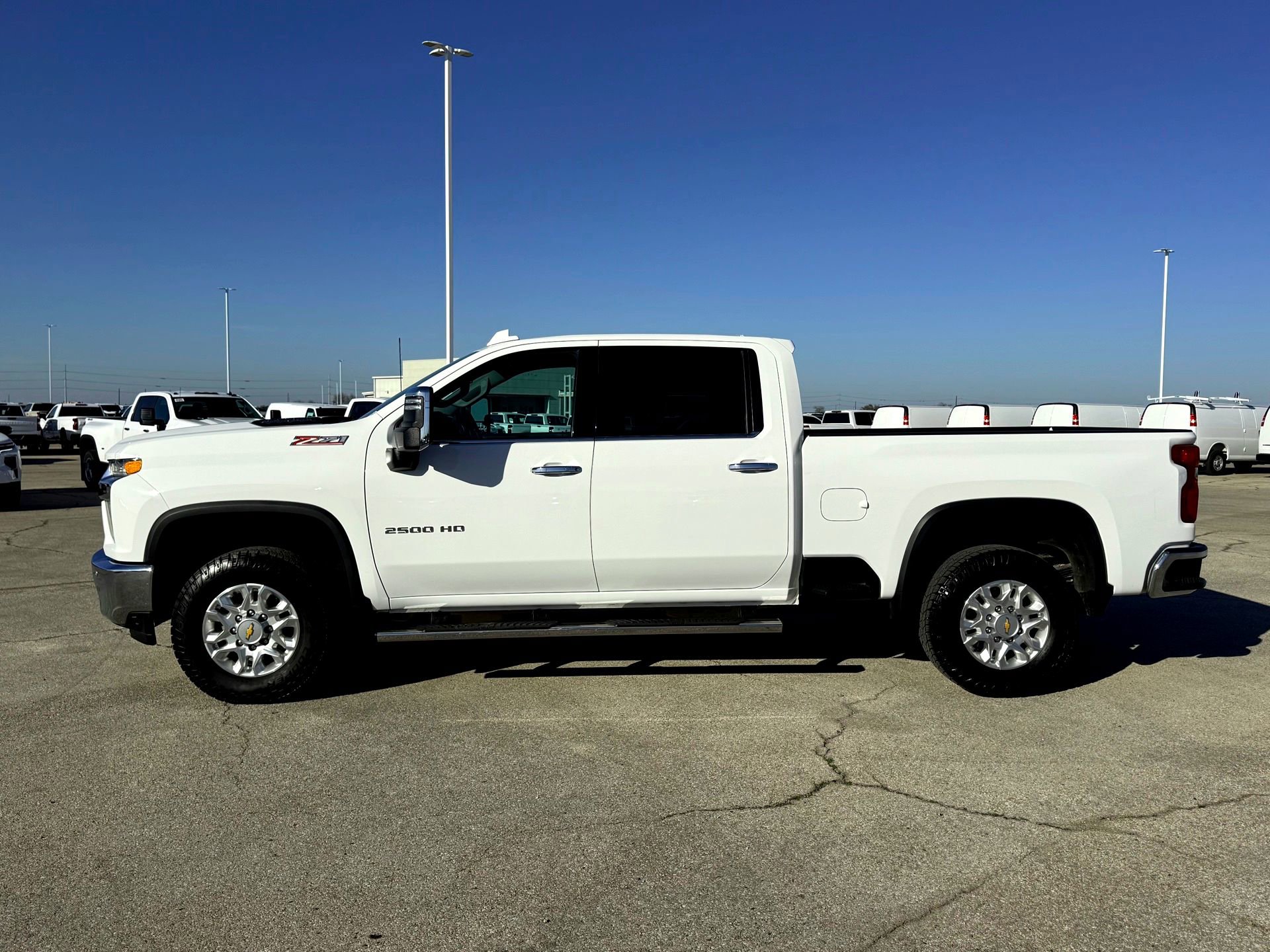Used 2023 Chevrolet Silverado 2500 LTZ w/ LTZ Convenience Package image 10