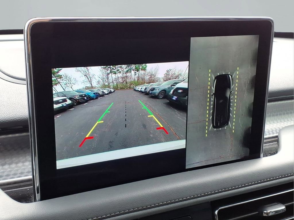 Used 2021 Lincoln Aviator Grand Touring w/ Equipment Group 302A image 9