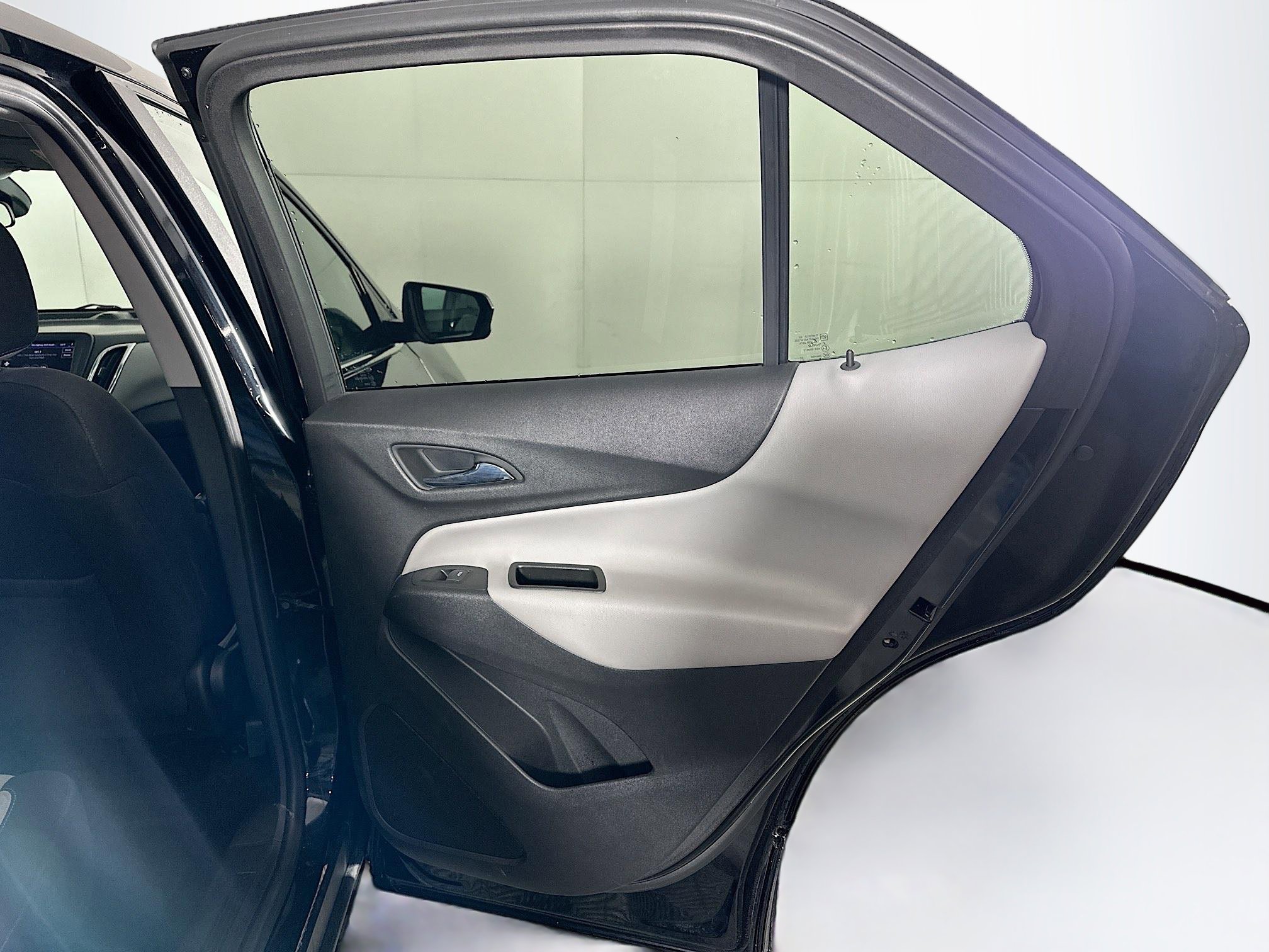 Used 2024 Chevrolet Equinox LT image 29