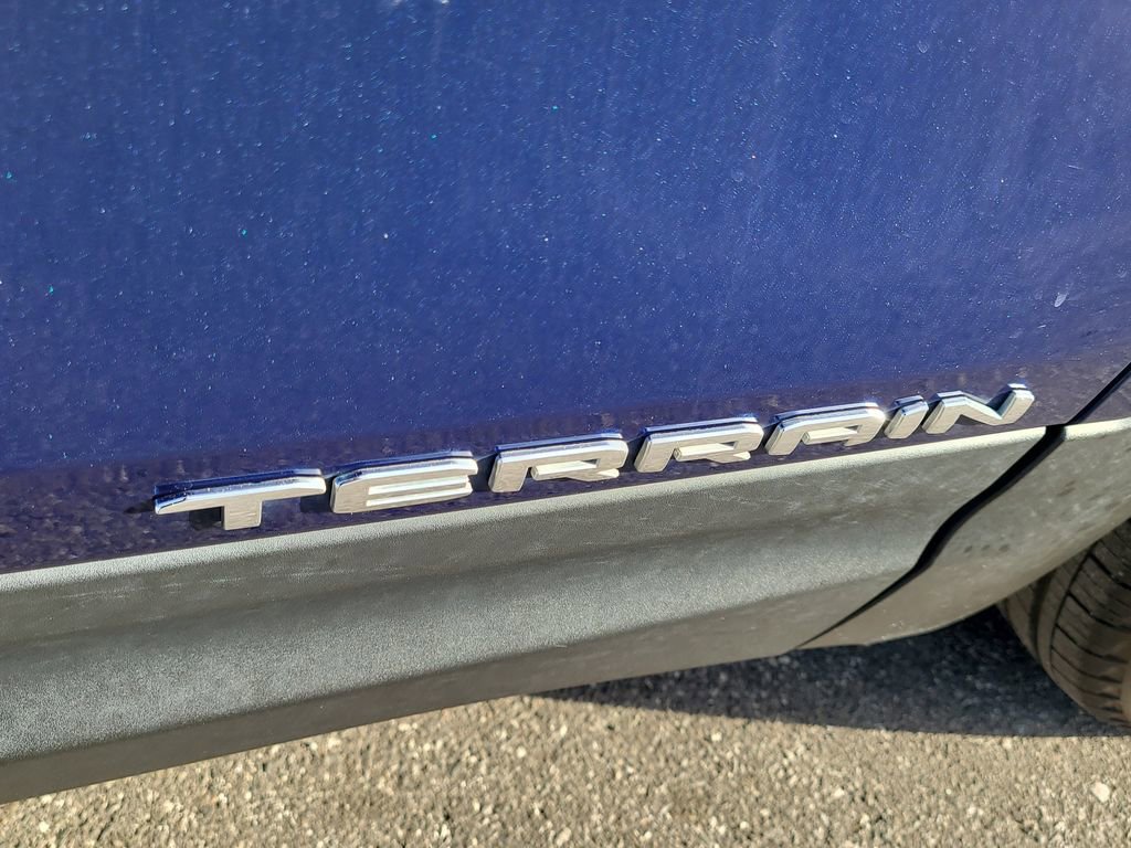 Used 2022 GMC Terrain SLE w/ Driver Convenience Package image 6