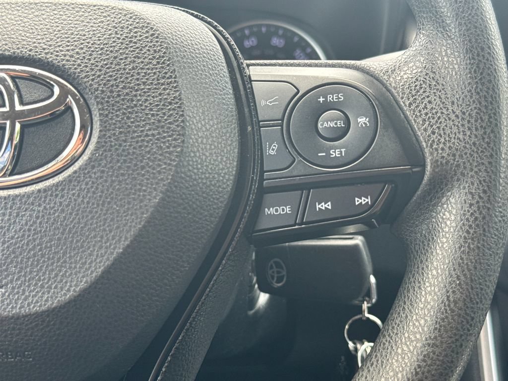 Used 2019 Toyota RAV4 LE w/ All Weather Liner Package AWD/4WD image 20
